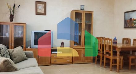 Дом в центре Торревьехи: комфорт и близость к пляжу с тремя спальнями и двумя ванными комнатами