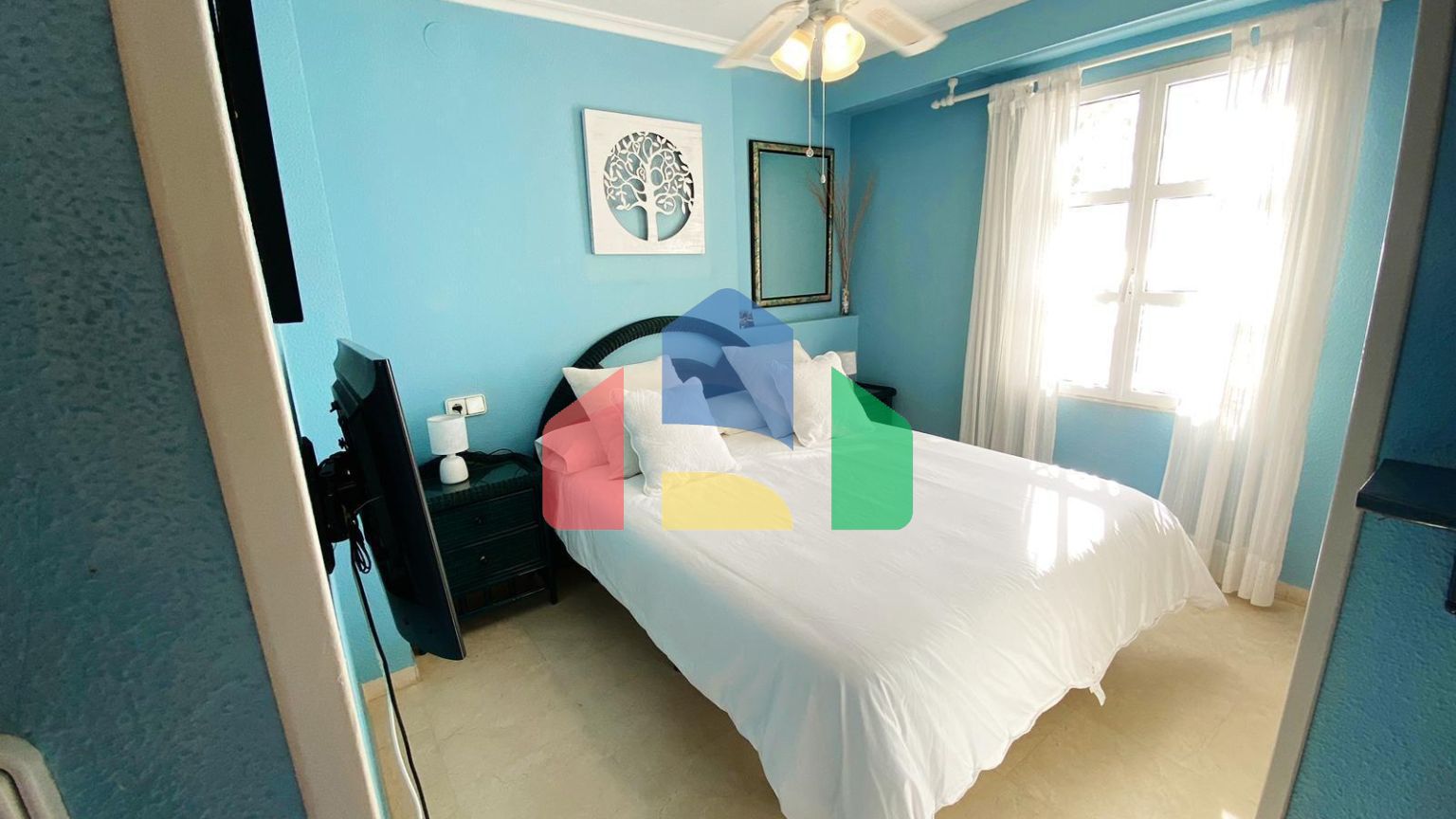 Квартира на первой линии моря, с парко местом