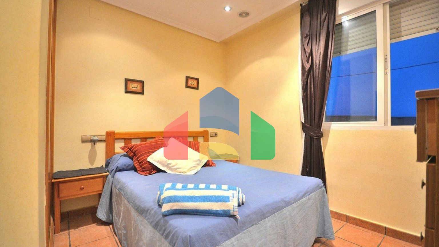 ПЕНТХАУС В ЛУЧШЕМ РАЙОНЕ ТОРРЕВЬЕХЕ. ОГРОМНАЯ ТЕРРАСА. 3 СПАЛЬНИ. 2 ВАННЫЕ КОМНАТЫ.