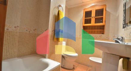 ПЕНТХАУС В ЛУЧШЕМ РАЙОНЕ ТОРРЕВЬЕХЕ. ОГРОМНАЯ ТЕРРАСА. 3 СПАЛЬНИ. 2 ВАННЫЕ КОМНАТЫ.