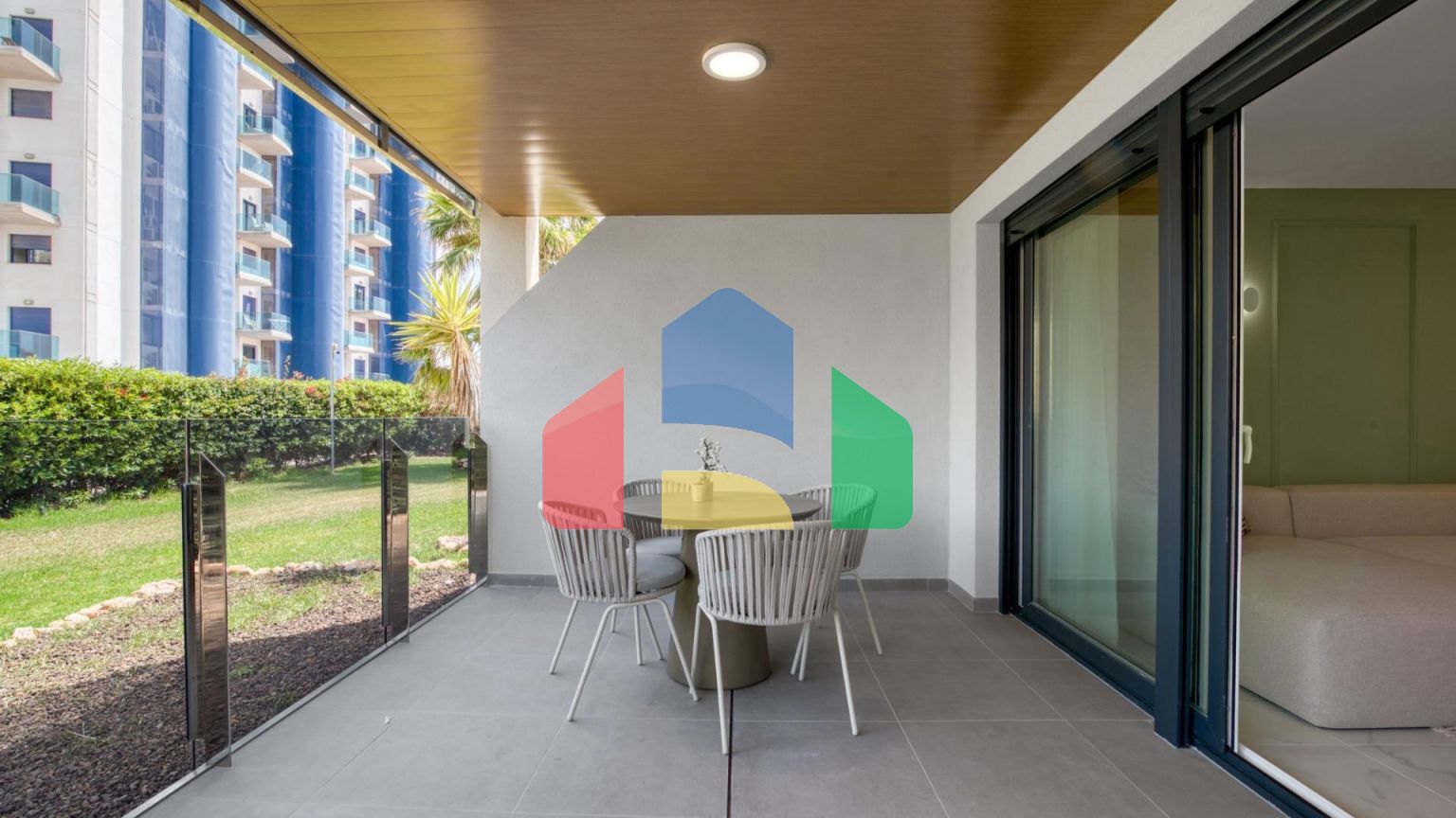 НОВЫЙ ЖИЛОЙ КОМПЛЕКС В ПУНТА-ПРИМА