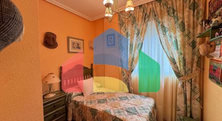 КВАРТИРА В 100 МЕТРАХ ОТ ПЯЖА ДЕЛЬ КУРА. 3 СПАЛЬНИ. 1 ВАННАЯ КОМНАТА. 74 М2.