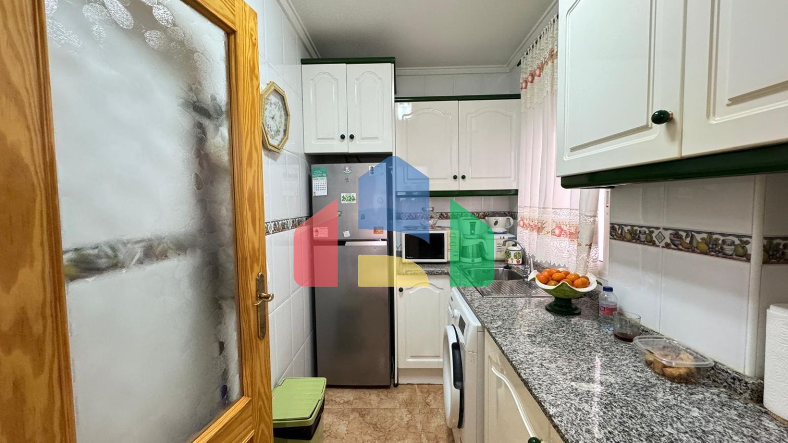 КВАРТИРА В 100 МЕТРАХ ОТ ПЯЖА ДЕЛЬ КУРА. 3 СПАЛЬНИ. 1 ВАННАЯ КОМНАТА. 74 М2.