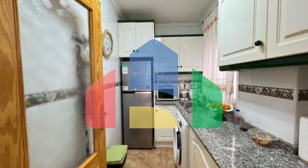 КВАРТИРА В 100 МЕТРАХ ОТ ПЯЖА ДЕЛЬ КУРА. 3 СПАЛЬНИ. 1 ВАННАЯ КОМНАТА. 74 М2.