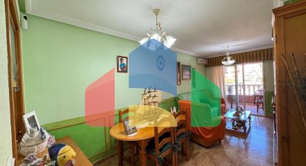 КВАРТИРА В 100 МЕТРАХ ОТ ПЯЖА ДЕЛЬ КУРА. 3 СПАЛЬНИ. 1 ВАННАЯ КОМНАТА. 74 М2.