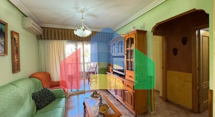 КВАРТИРА В 100 МЕТРАХ ОТ ПЯЖА ДЕЛЬ КУРА. 3 СПАЛЬНИ. 1 ВАННАЯ КОМНАТА. 74 М2.