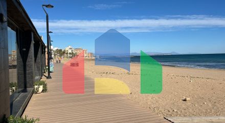 Semi-detached chalet on the second line of La Mata beach (Torrevieja)