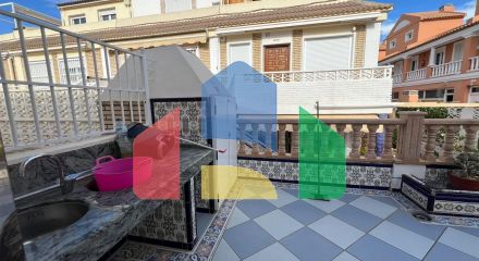 Semi-detached chalet on the second line of La Mata beach (Torrevieja)