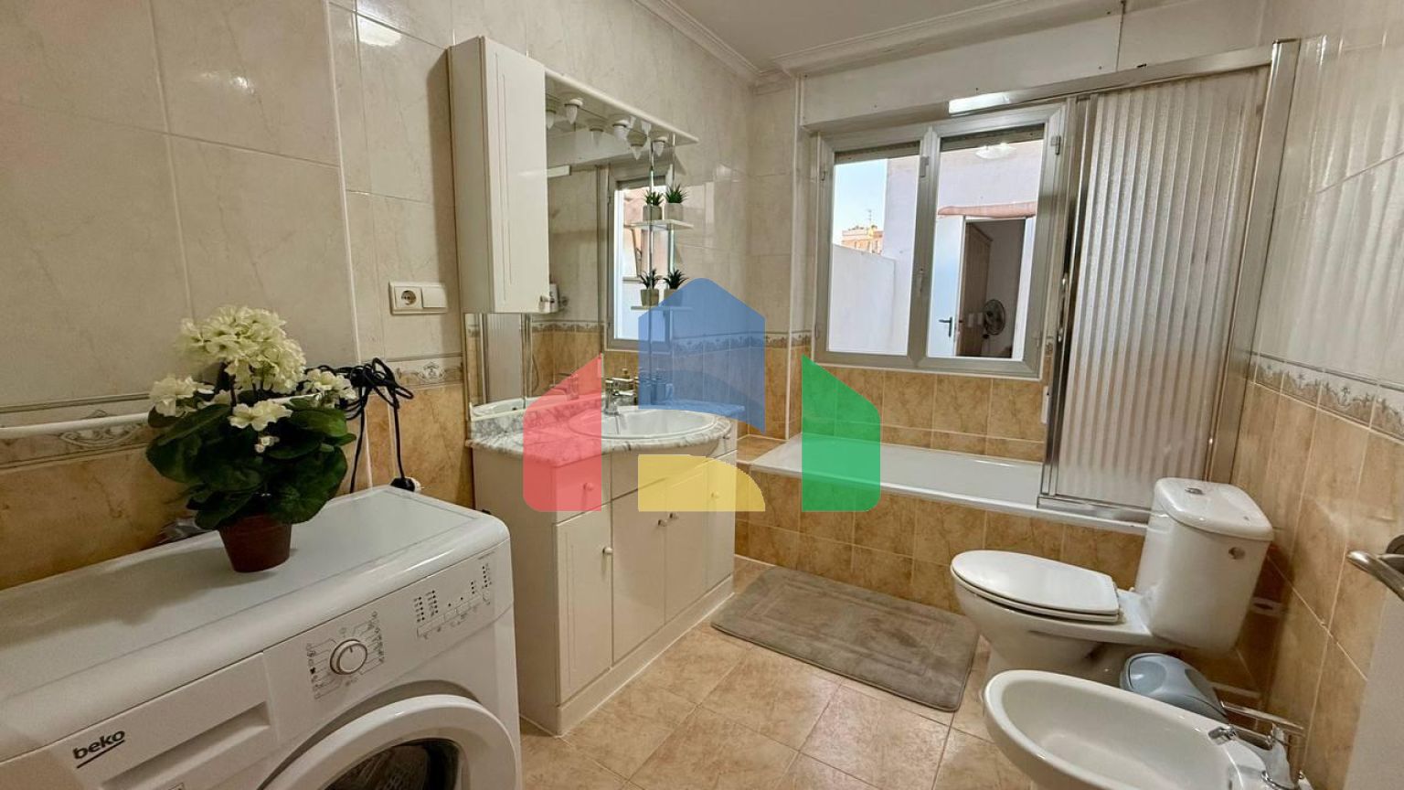 Эксклюзивная квартира с 2 спальнями и 3 террасами — Ref A10245.