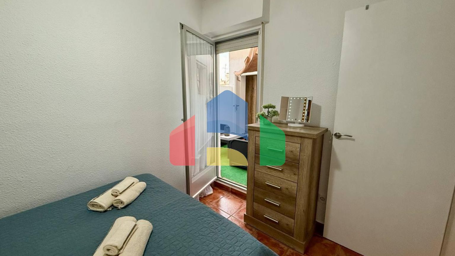 Эксклюзивная квартира с 2 спальнями и 3 террасами — Ref A10245.