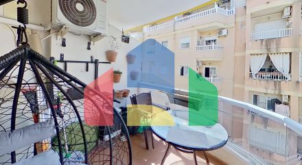 Cozy Semi-Renovated Apartment in Playa del Cura, Torrevieja with 2 BEDROOMS and 1 BATHROOM plus two STORAGE ROOMS just a short walk to the beach.
