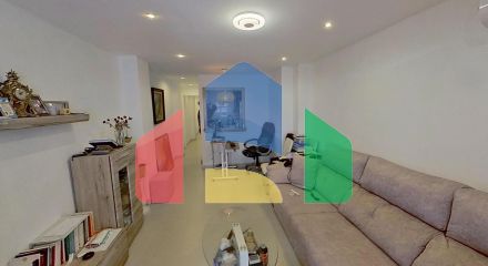 Cozy Semi-Renovated Apartment in Playa del Cura, Torrevieja with 2 BEDROOMS and 1 BATHROOM plus two STORAGE ROOMS just a short walk to the beach.