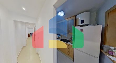 Cozy Semi-Renovated Apartment in Playa del Cura, Torrevieja with 2 BEDROOMS and 1 BATHROOM plus two STORAGE ROOMS just a short walk to the beach.