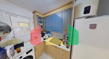 Cozy Semi-Renovated Apartment in Playa del Cura, Torrevieja with 2 BEDROOMS and 1 BATHROOM plus two STORAGE ROOMS just a short walk to the beach.