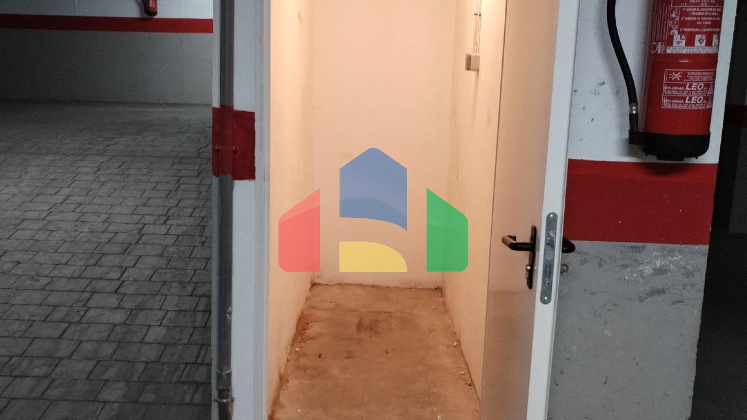 Уютная полуремонтированная квартира на пляже Кура, Торовьеха 2 СПАЛЬНИ 1 ВАННАЯ И 2 СКЛАДА в 500 метрах от пляжа