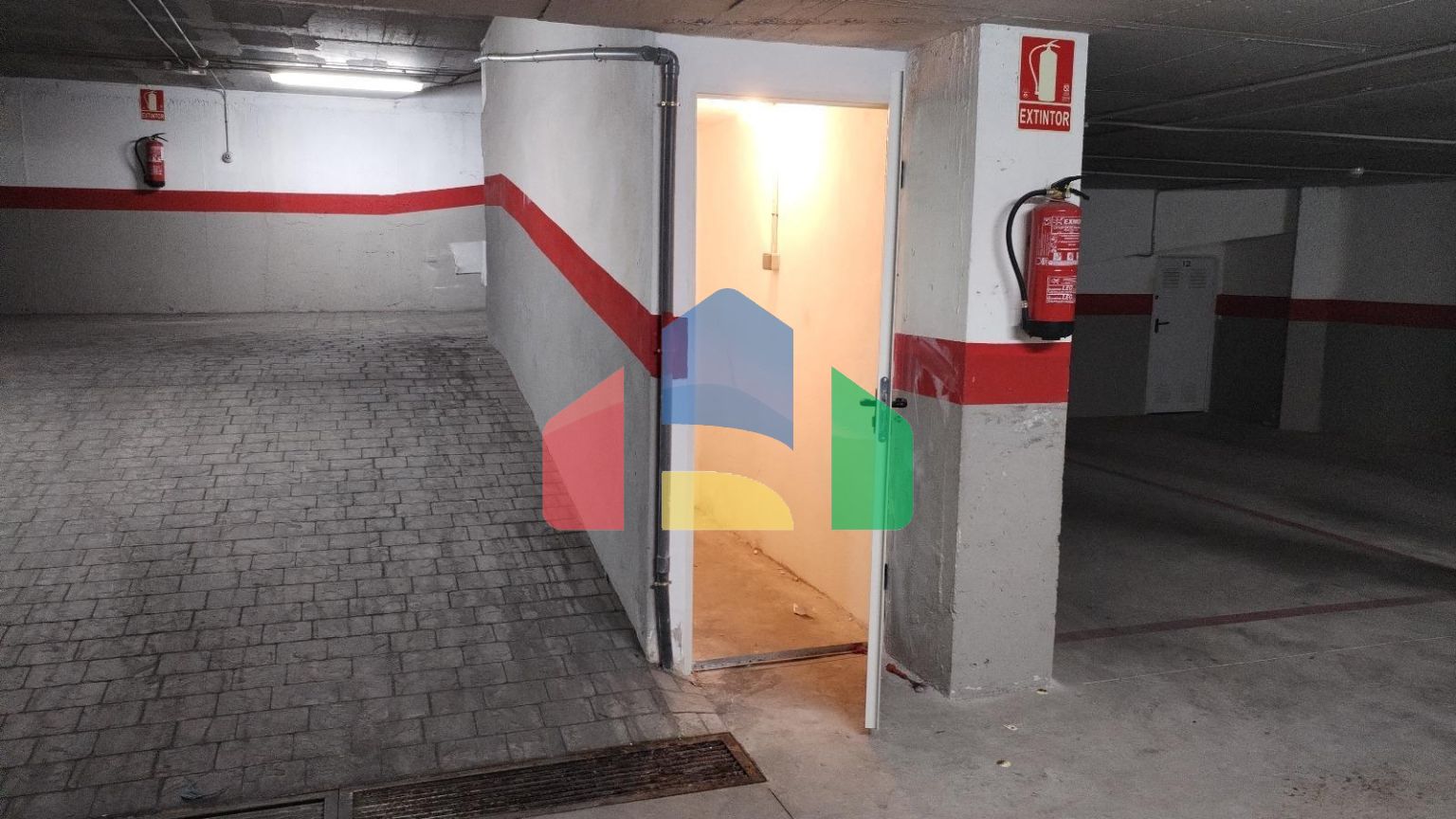 Уютная полуремонтированная квартира на пляже Кура, Торовьеха 2 СПАЛЬНИ 1 ВАННАЯ И 2 СКЛАДА в 500 метрах от пляжа