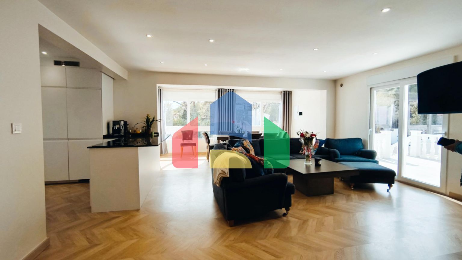 Огромная полностью отремонтированная вилла в Los Balcones, Torrevieja