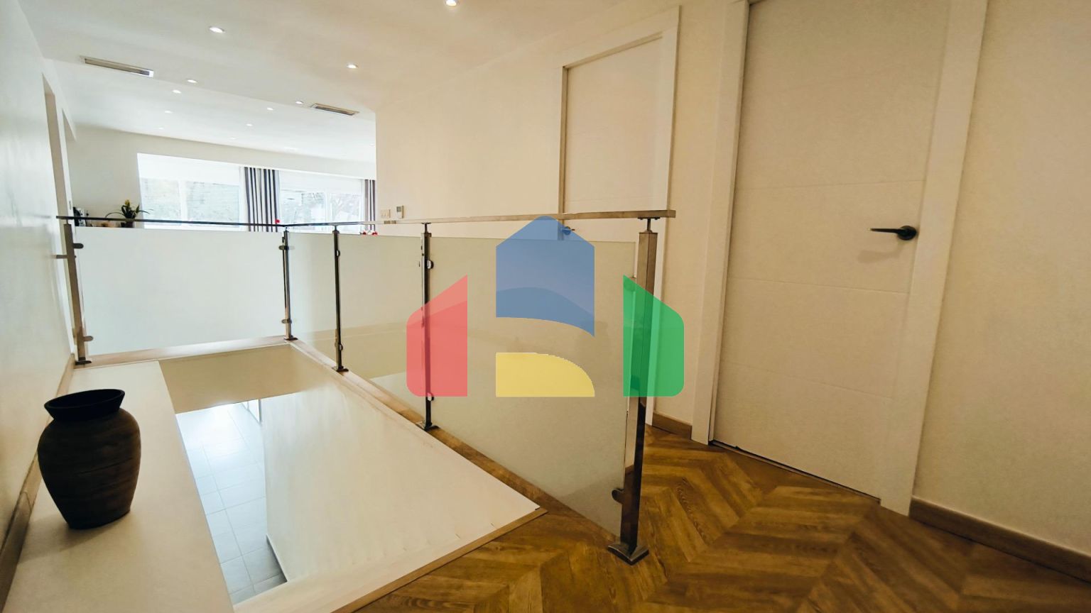 Огромная полностью отремонтированная вилла в Los Balcones, Torrevieja