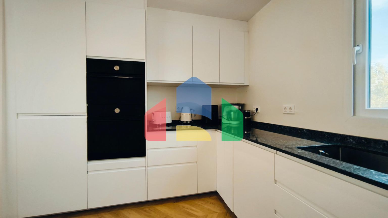 Огромная полностью отремонтированная вилла в Los Balcones, Torrevieja