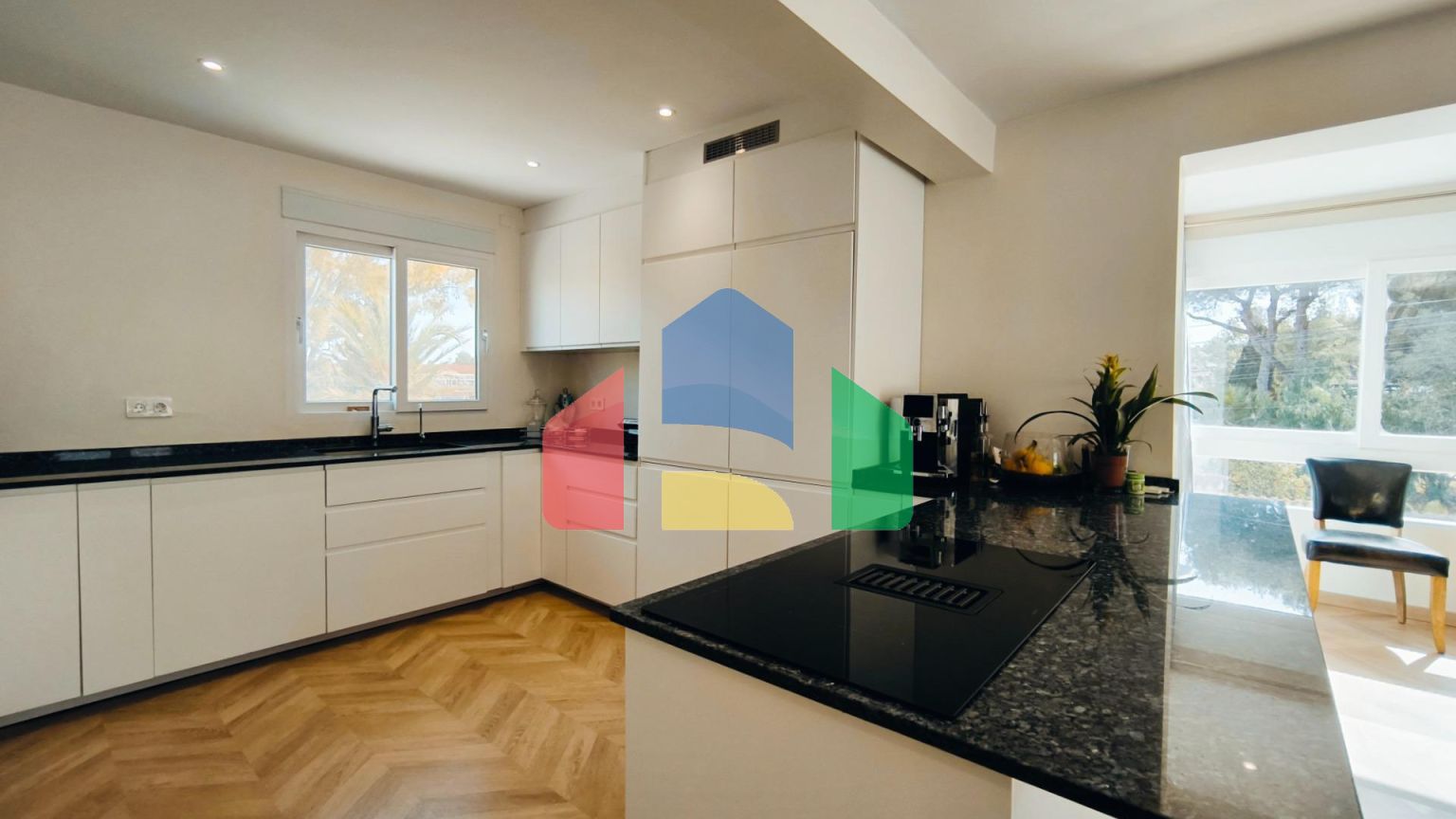 Огромная полностью отремонтированная вилла в Los Balcones, Torrevieja