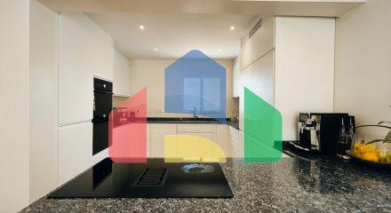 Огромная полностью отремонтированная вилла в Los Balcones, Torrevieja