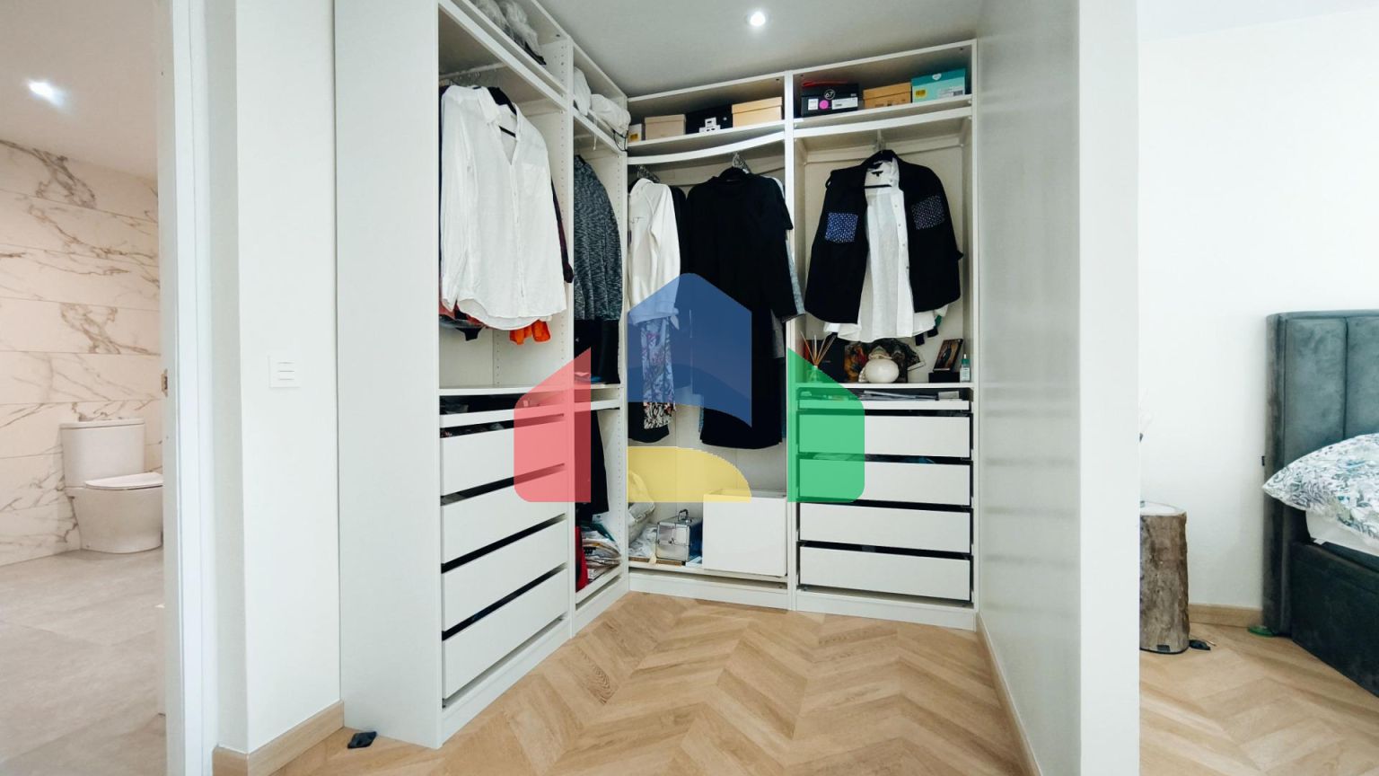 Огромная полностью отремонтированная вилла в Los Balcones, Torrevieja