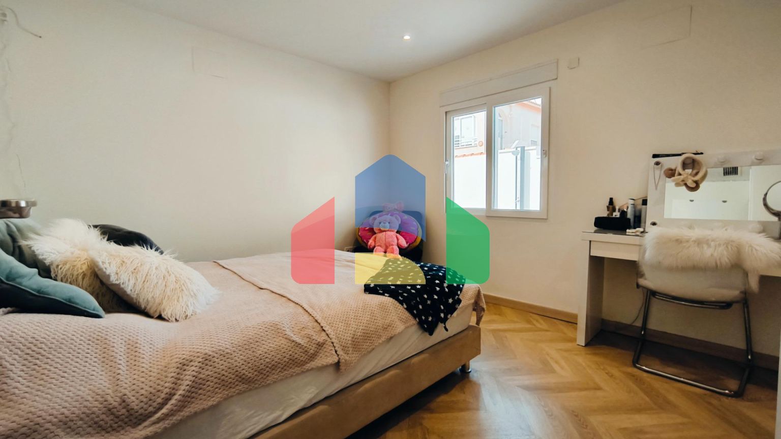 Огромная полностью отремонтированная вилла в Los Balcones, Torrevieja