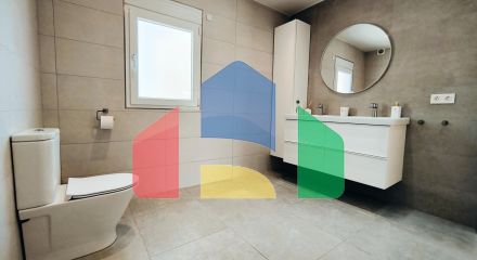 Огромная полностью отремонтированная вилла в Los Balcones, Torrevieja