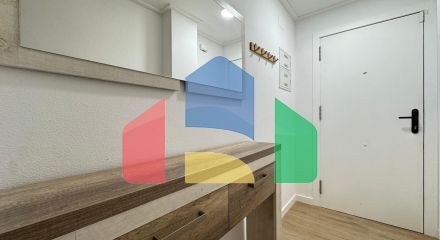КВАРТИРА ПОСЛЕ РЕМОНТА В 400 МЕТРАХ ОТ ПЛЯЖА И ПОРТА. 3 СПАЛЬНИ. 2 ВАННЫЕ. С КЛАДОВКОЙ 17 М2.