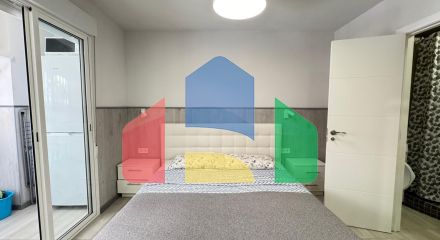 АПАРТАМЕНТЫ ПОСЛЕ РЕМОНТА В 350 МЕТРАХ ОТ ПЛЯЖА. 2 СПАЛЬНИ. 2 ВАННЫЕ КОМНАТЫ. КВАРТИРА РАЗДЕЛЕНА НА ДВЕ СТУДИИ ДЛ