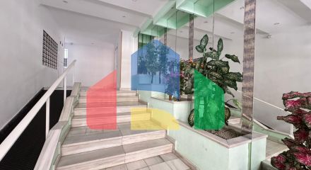 АПАРТАМЕНТЫ ПОСЛЕ РЕМОНТА В 350 МЕТРАХ ОТ ПЛЯЖА. 2 СПАЛЬНИ. 2 ВАННЫЕ КОМНАТЫ. КВАРТИРА РАЗДЕЛЕНА НА ДВЕ СТУДИИ ДЛ