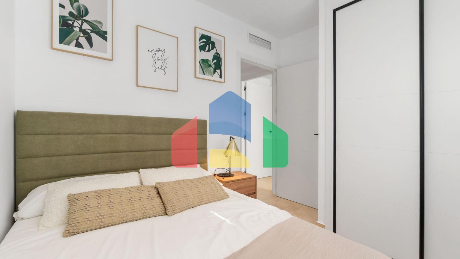 НОВЫЙ ЖИЛОЙ КОМПЛЕКС БУНГАЛО В ЛОС БАЛКОНЕС