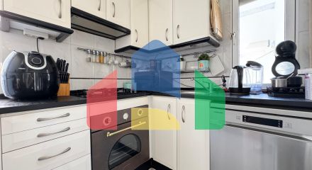 БУНГАЛО ВЕРХНИЙ ЭТАЖ ПОСЛЕ РЕМОНТА У ПРИВАТНЫМ СОЛЯРИЕМ 42 М2. 2 СПАЛЬНИ. 1 ВАННАЯ. ПЛОЩАДЪ 51 М2.