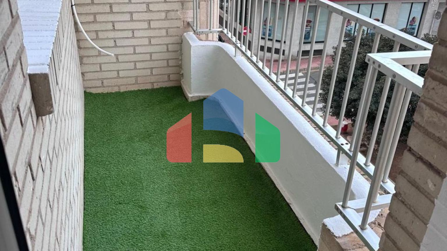 Продаётся aпартамент в Торревьехе в районе Playa Del Cura!