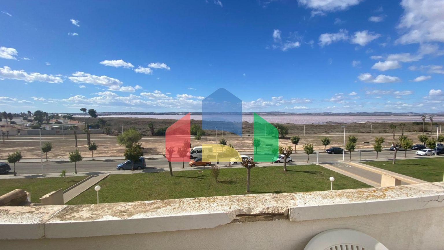 Двухэтажный дом с видом на Салинас