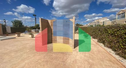 Двухэтажный дом с видом на Салинас Двухэтажный дом с видом на Салинас