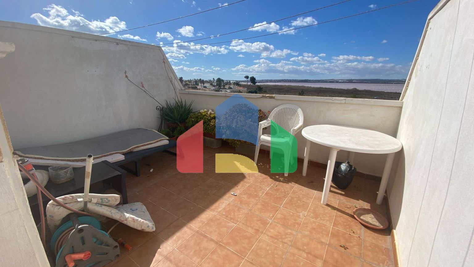 Двухэтажный дом с видом на Салинас