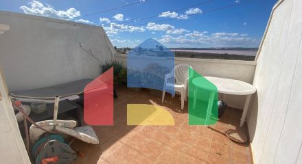 Двухэтажный дом с видом на Салинас Двухэтажный дом с видом на Салинас