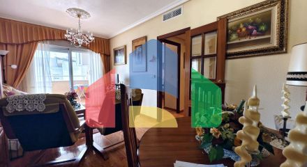 АПАРТАМЕНТЫ В 400 МЕТРАХ ОТ ПЛЯЖА И ПЛОЩЯДЪЮ 79 М2. 2 СПАЛЬНИ. 1 ВАННАЯ КОМНАТА.