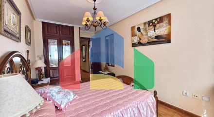 АПАРТАМЕНТЫ В 400 МЕТРАХ ОТ ПЛЯЖА И ПЛОЩЯДЪЮ 79 М2. 2 СПАЛЬНИ. 1 ВАННАЯ КОМНАТА.