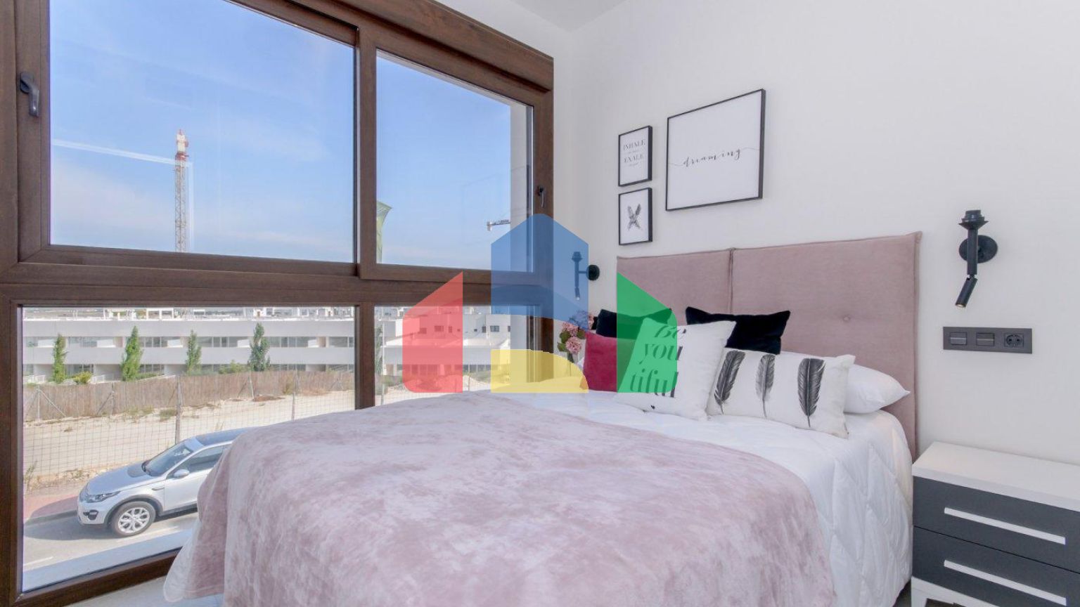 НОВЫЙ ЖИЛОЙ КОМПЛЕКС С БУНГАЛО В ЛОС БАЛКОНЕС, ТОРРЕВЬЕХА