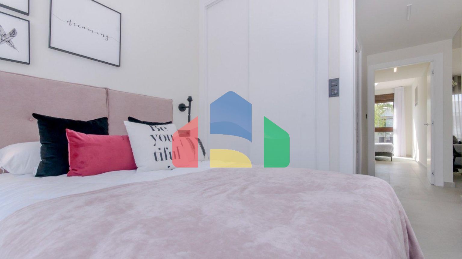 НОВЫЙ ЖИЛОЙ КОМПЛЕКС С БУНГАЛО В ЛОС БАЛКОНЕС, ТОРРЕВЬЕХА