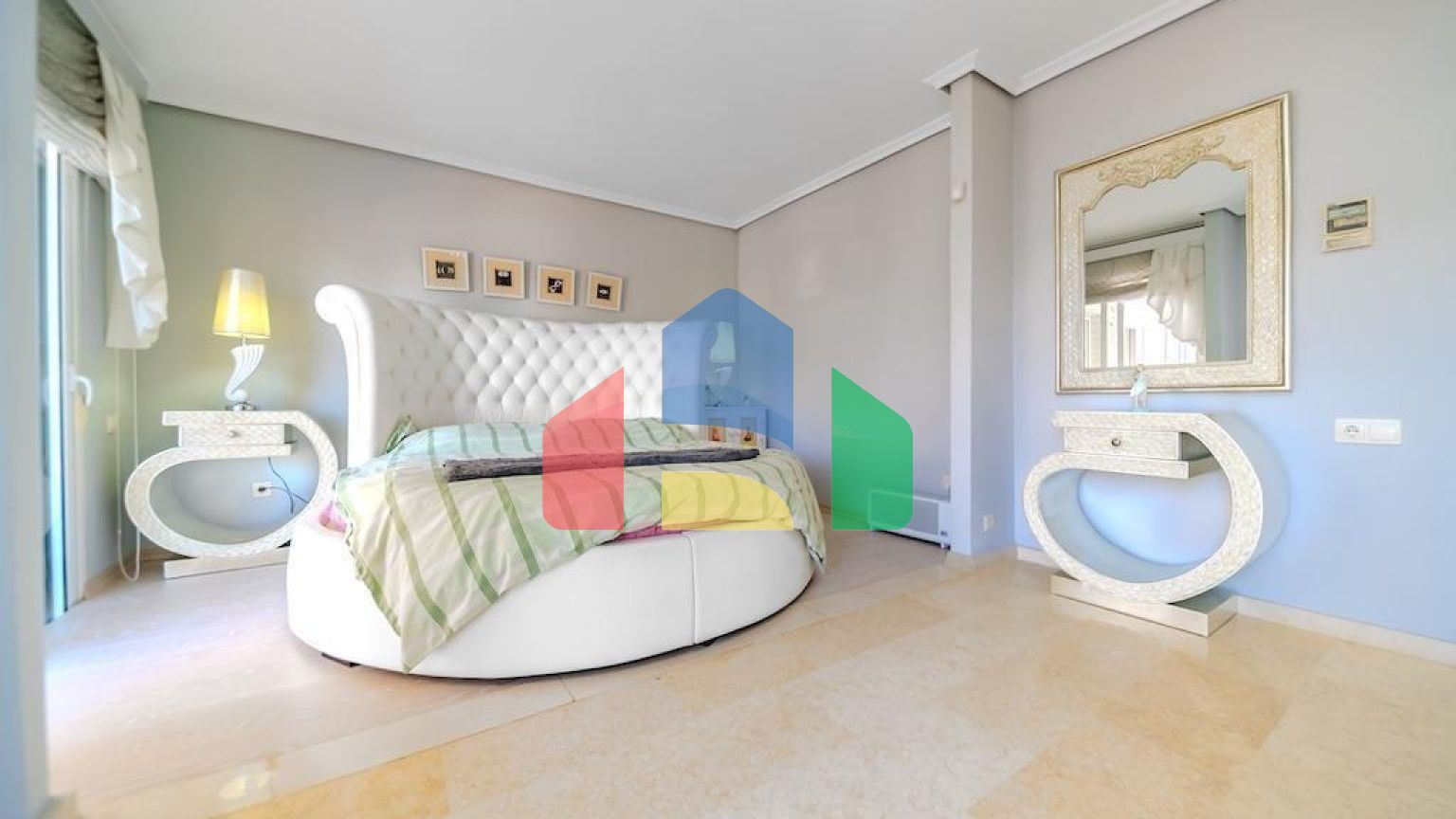 ЛЮКС ВИЛЛА, С НАХОЖДЕНИЕМ В 300 МЕТРАХ ОТ ПЛЯЖА ЛА-МАТА. 5 СПАЛЕН. 4 С/У. ПОВЕРХНОСТЬ -438 М2. УЧASTОК-790М2.