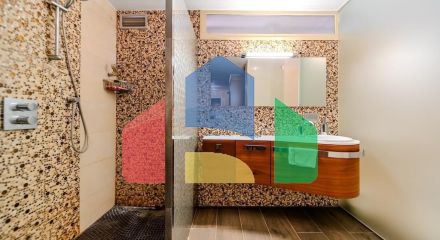 ЛЮКС ВИЛЛА, С НАХОЖДЕНИЕМ В 300 МЕТРАХ ОТ ПЛЯЖА ЛА-МАТА. 5 СПАЛЕН. 4 С/У. ПОВЕРХНОСТЬ -438 М2. УЧASTОК-790М2.