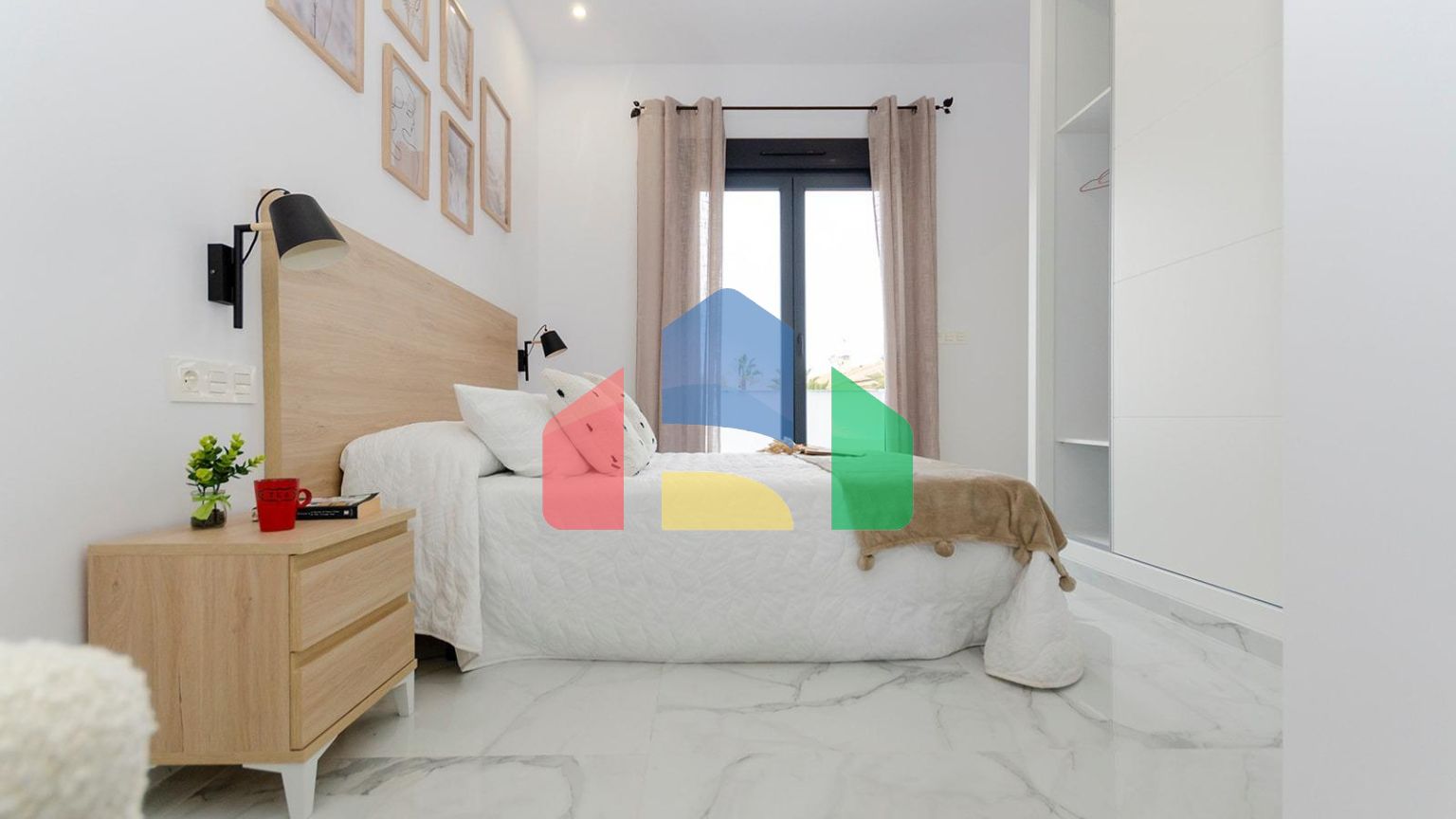 НОВЫЕ ВИЛЛЫ В ТОРРЕВЬЕХЕ