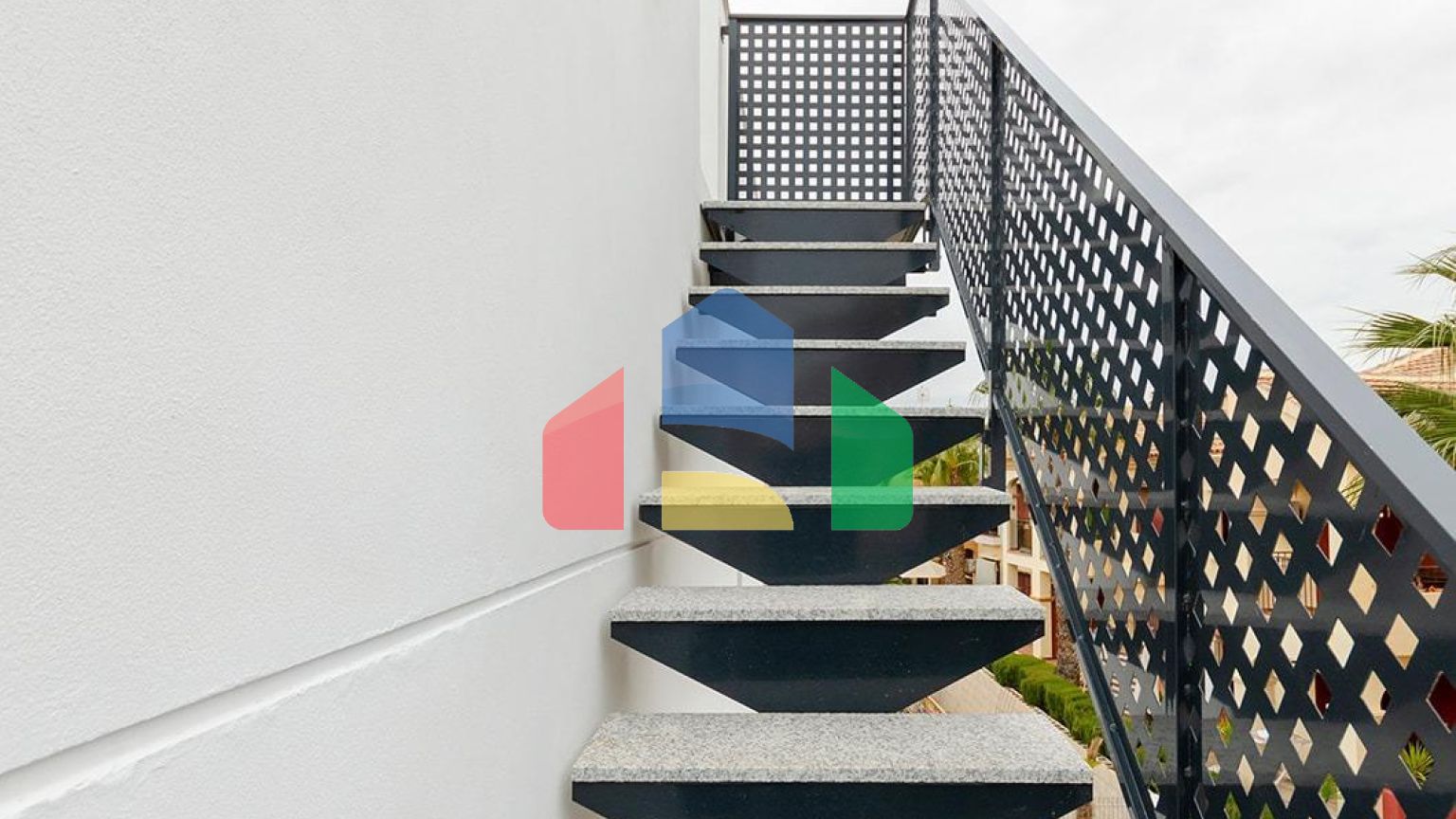 НОВЫЕ ВИЛЛЫ В ТОРРЕВЬЕХЕ