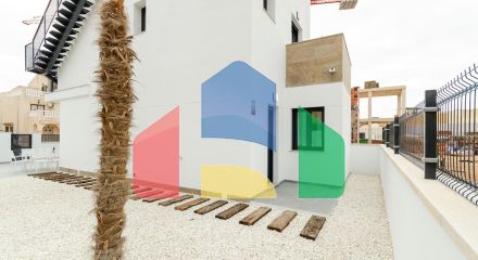 НОВЫЕ ВИЛЛЫ В ТОРРЕВЬЕХЕ