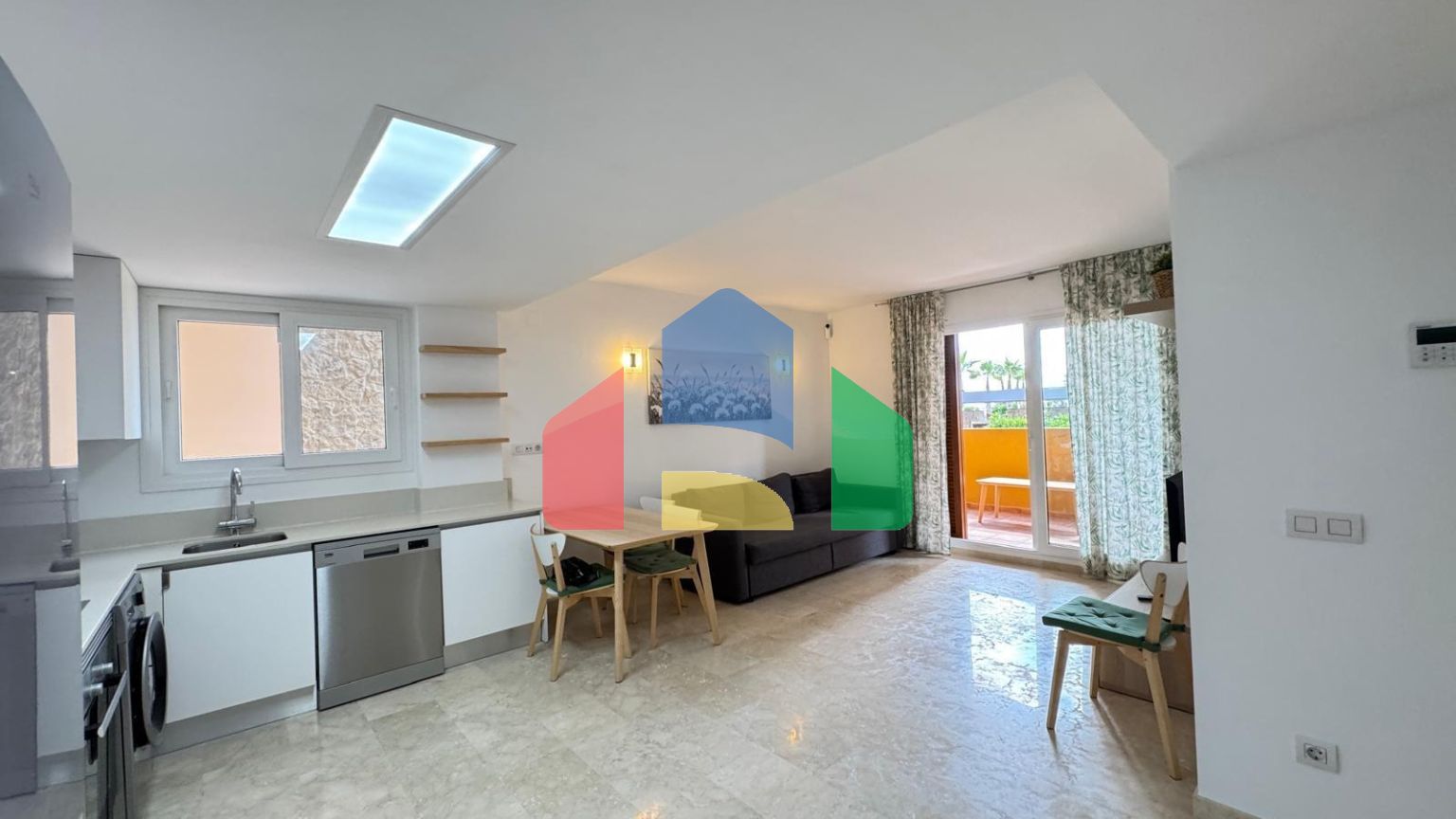 АПАРТАМЕНТЫ В РЕКОЛЕТЕ С ВИДОМ НА МОРЕ! 3 СПАЛЬНИ. 2 ВАННЫЕ КОМНАТЫ. 101 М2. ТРИ БАССЕЙНА. ПАРКОВКА+КЛАДОВКА.