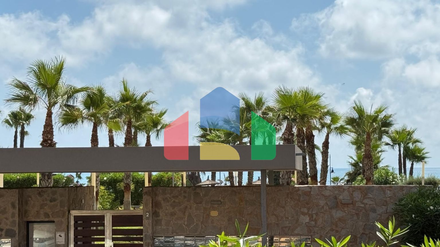 АПАРТАМЕНТЫ В РЕКОЛЕТЕ С ВИДОМ НА МОРЕ! 3 СПАЛЬНИ. 2 ВАННЫЕ КОМНАТЫ. 101 М2. ТРИ БАССЕЙНА. ПАРКОВКА+КЛАДОВКА.