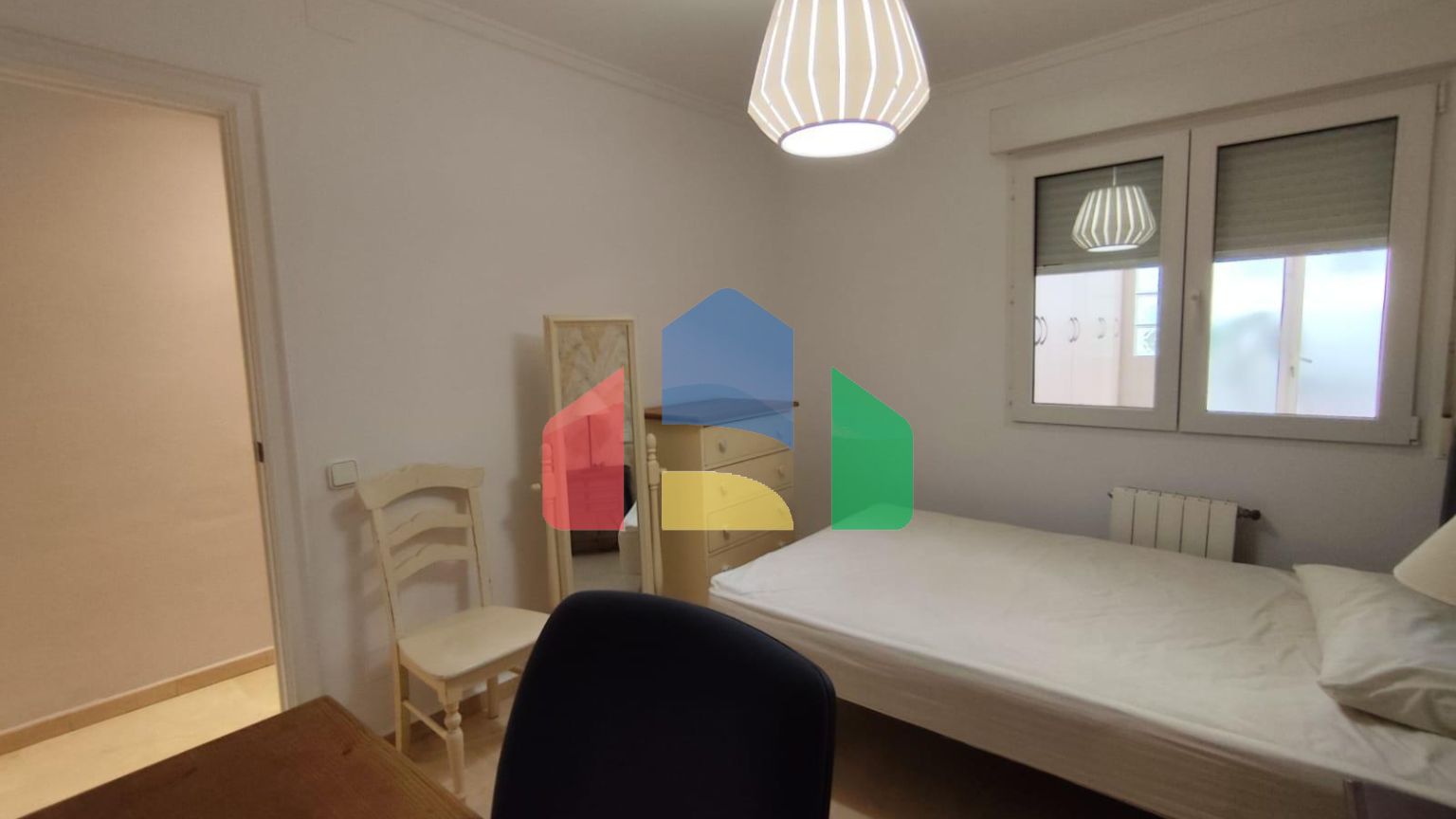 ОГРОМНЫЕ АПАРТАМЕНТЫ ВОЗЛЕ ПЛЯЖА. 176М2. 3 СПАЛЬНИ. 2 ВАННЫЕ КОМНАТЫ. ПЛЯЖ В 200 МЕТРАХ.